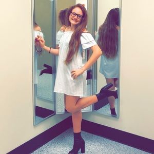 Meet your Posher, Harmony